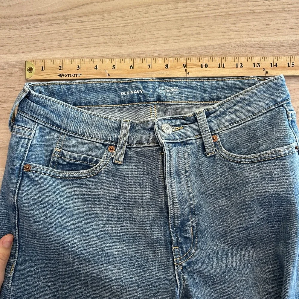 Old Navy Straight Leg Jeans 6 Extra High Rise ‎ Medium Wash